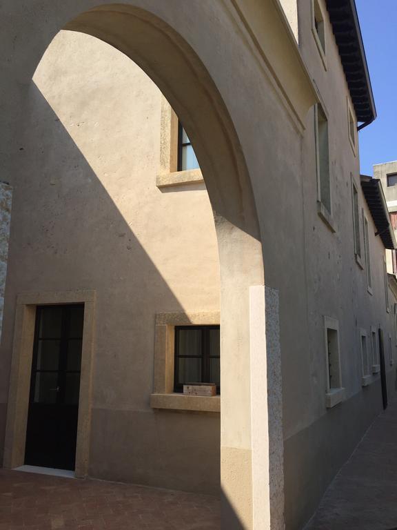 Ca'Bert Villa Dei Glicini Castelnuovo del Garda Bagian luar foto