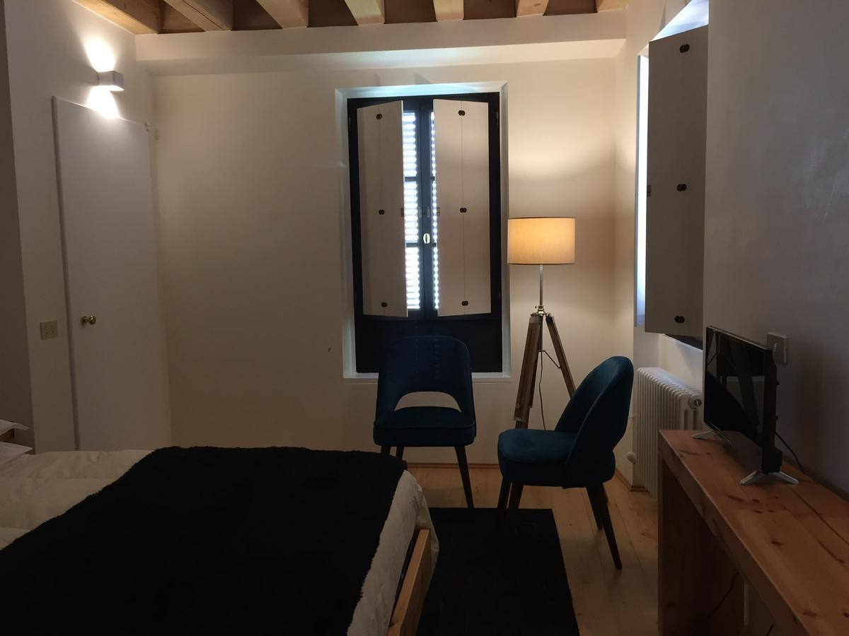 Ca'Bert Villa Dei Glicini Castelnuovo del Garda Bagian luar foto
